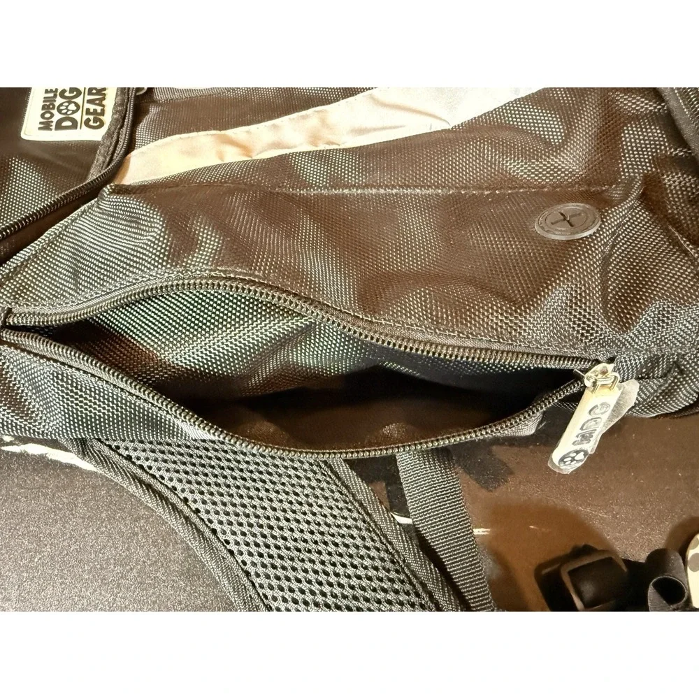 Mobile Dog Gear Drop Bottom Weekender Backpack with Water mat and dog‎ goggles - Picture 6 of 8